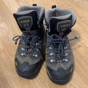 Asolo boots for men size 7 / women’s size 9
